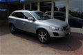 Volvo XC60 - D3 AUT R-Design - 1 - Thumbnail