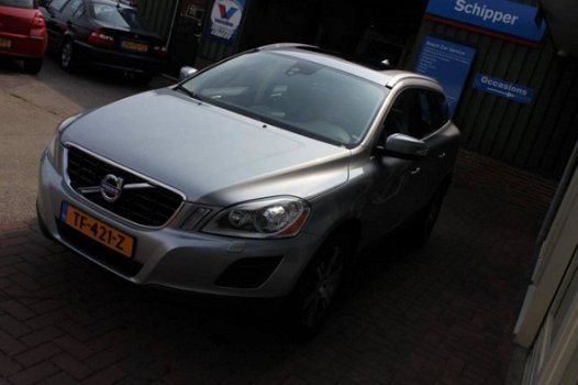 Volvo XC60 - D3 AUT R-Design - 1