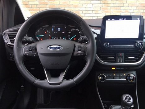 Ford Fiesta - 1.5 TDCi 85pk 5D Titanium Navi/ Cruise Control/ Middenarmsteun - 1