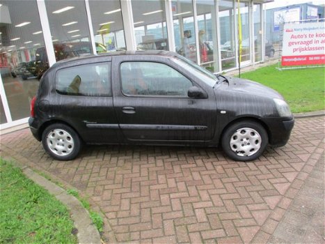 Renault Clio - 1.2-16V Privilège Comfort - 1