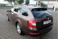 Skoda Octavia - 1.6 TDI GREENL. BNS - 1 - Thumbnail