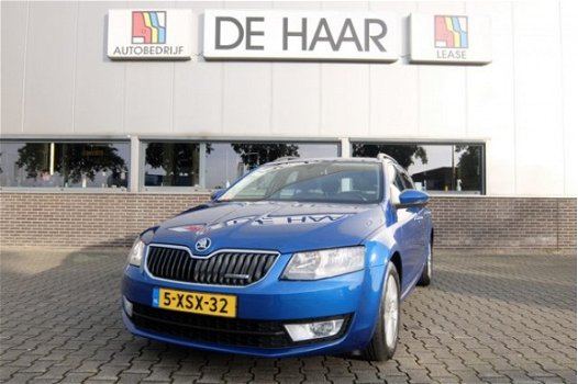 Skoda Octavia - Kombi 1.6 TDI GREENLINE BUSINESSLINE - 1