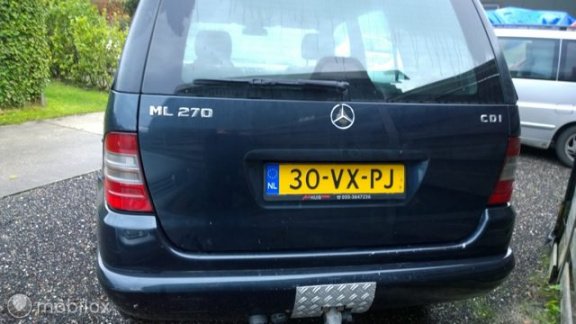 Mercedes-Benz M-klasse - 270 CDI grijs kenteken - 1