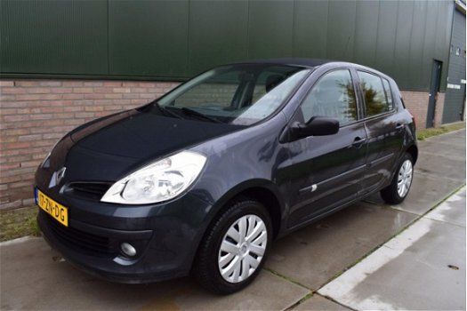 Renault Clio - 1.2-16V Special Line 5 deurs, Nap , Airco - 1