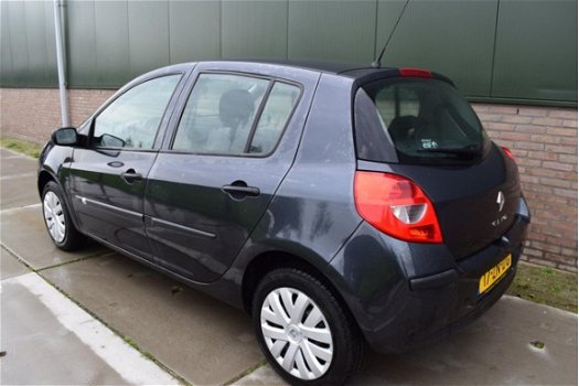 Renault Clio - 1.2-16V Special Line 5 deurs, Nap , Airco - 1