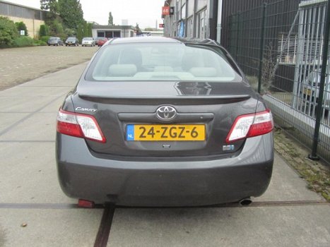 Toyota Camry - 2.4 HYBRID LEDER/ NAVI/ KEYLESS/ SCHUIFDAK - 1