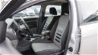 Ford Focus Wagon - 1.6 Comfort Trekhaak, Cruise, Airco - 1 - Thumbnail