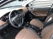 Hyundai i20 - 1.0 T-GDI I-Drive Cool (1e Eig. / Airco / Radio) - 1 - Thumbnail