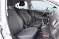 Hyundai i10 - 1.0i Comfort Smart Pack (Navigatie / Cruise / PDC / Armsteun) - 1 - Thumbnail