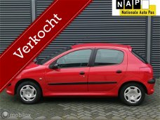 Peugeot 206 - 1.4 XR - AIRCO G3 GOEDKOPER RIJDEN KAN NIET