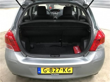 Toyota Yaris - 1.3 VVT-i Now NAP 5drs AIRCO dealeronderhouden - 1