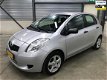 Toyota Yaris - 1.3 VVTi Terra 5 drs airco dealeronderhouden - 1 - Thumbnail