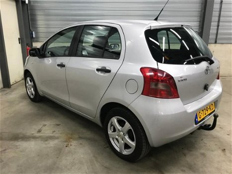 Toyota Yaris - 1.3 VVTi Terra 5 drs airco dealeronderhouden - 1