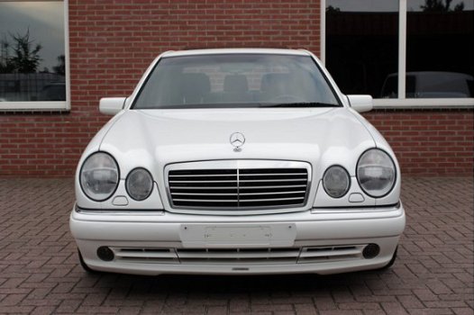 Mercedes-Benz E-klasse - E 50 AMG | W210 | 42.000 km | - 1