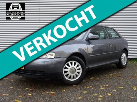 Audi A3 - 1.6 Ambiente / Airco /Cruise control / elek ramen / - 1