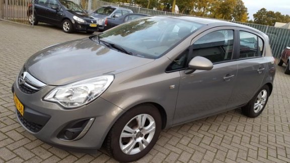 Opel Corsa - 1.3 CDTi EcoFlex S/S Cosmo -ZUINIGE DIESEL AUTO -APK : 22-07-2020 - Met Distributiekett - 1