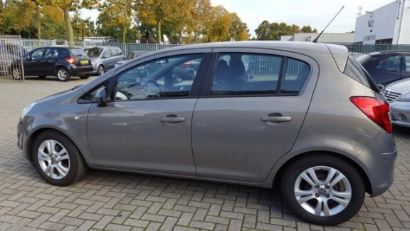 Opel Corsa - 1.3 CDTi EcoFlex S/S Cosmo -ZUINIGE DIESEL AUTO -APK : 22-07-2020 - Met Distributiekett - 1