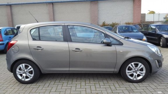 Opel Corsa - 1.3 CDTi EcoFlex S/S Cosmo -ZUINIGE DIESEL AUTO -APK : 22-07-2020 - Met Distributiekett - 1