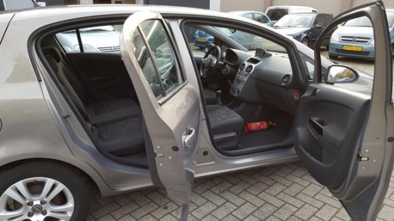 Opel Corsa - 1.3 CDTi EcoFlex S/S Cosmo -ZUINIGE DIESEL AUTO -APK : 22-07-2020 - Met Distributiekett - 1