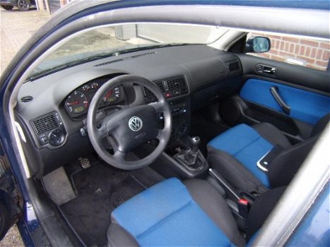 Volkswagen Golf - 1.9 TDI Comfortline - 1