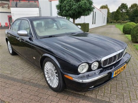 Jaguar XJ - V6 Diesel - 1