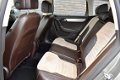 Volkswagen Passat Variant - 1.6TDI HIGHLINE LEDER 17