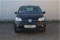 Volkswagen Up! - 1.0/60pk high up · Multifunctioneel leder stuurwiel · Parkeersensoren achter · lich - 1 - Thumbnail