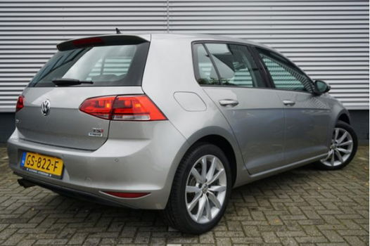 Volkswagen Golf - 1.4TSI/126PK Highline Executive · DAB · Navigatie · Camera - 1