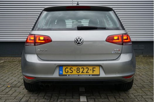 Volkswagen Golf - 1.4TSI/126PK Highline Executive · DAB · Navigatie · Camera - 1