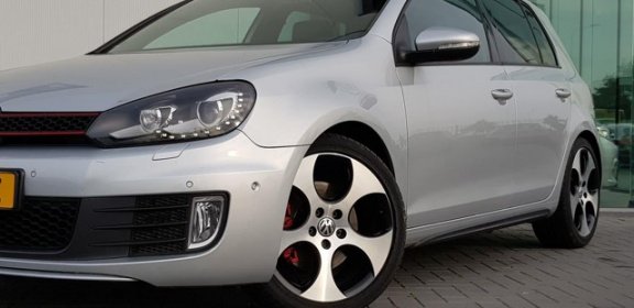 Volkswagen Golf - 2.0 GTI 2011 Schuifdak Leer Navi - 1