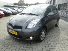 Toyota Yaris - 1.3 VVTi Dynamic Lim 6 bak Airco Boekjes