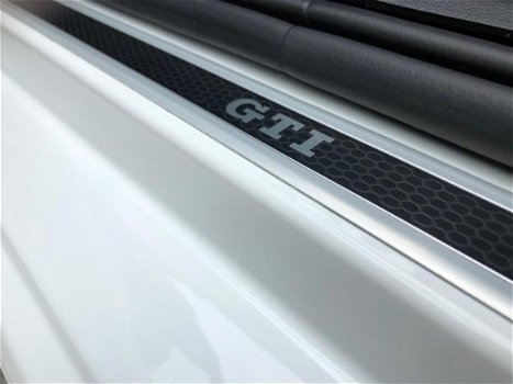 Volkswagen Up! - 1.0 TSI GTI 115 PK | Clima | Beats Audio | 17