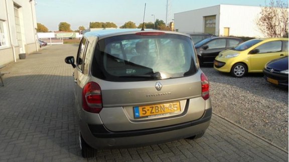 Renault Grand Modus - 1.2-16V Expression Nette Auto*APK 05-2020 - 1