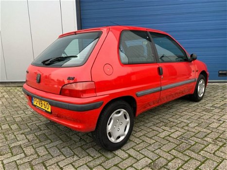 Peugeot 106 - 1.1 XR apk 10-2020 - 1