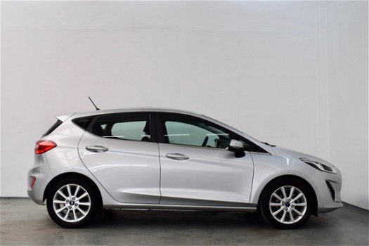 Ford Fiesta - 1.0 EcoBoost 100pk Aut 5D Titanium - 1