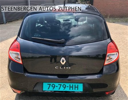 Renault Clio - 1.2 16V 75 Night&Day - 1