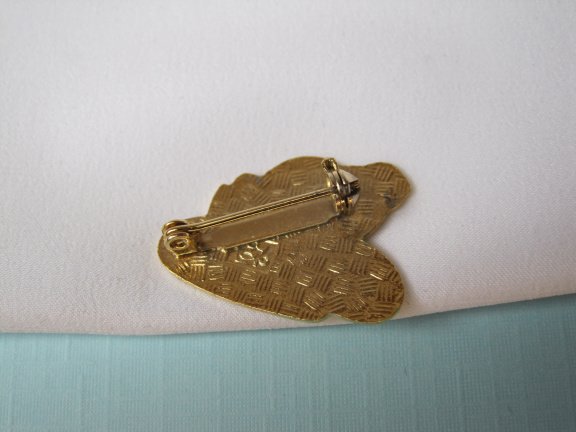Broche Fish goudkleurige kikker met blauw groen cloisonné emaille 2.5x1.8 cm. - Afbeelding 3