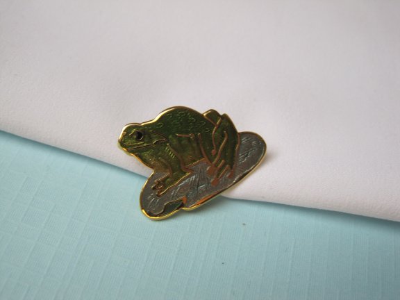 Broche Fish goudkleurige kikker met blauw groen cloisonné emaille 2.5x1.8 cm. - Afbeelding 6
