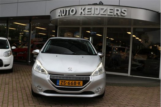 Peugeot 208 - 1.6 THP Allure Navigatie 157pk Climate control Leder - 1