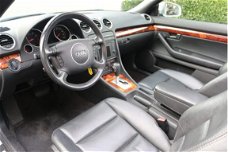Audi A4 Cabriolet - 2.4 V6 Exclusive Navigatie Electr. kap Leder Xenon