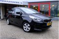 Kia Carens - 1.7 CRDi First Edition 7-persoons Navi/Camera/LMV/Clima/Trekh/Enz - 1 - Thumbnail