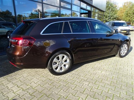 Opel Insignia Sports Tourer - 1.6 T Cosmo Trekhaak (1700kg trekgewicht) - 1