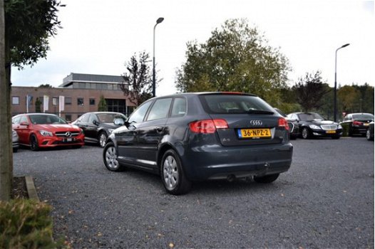 Audi A3 Sportback - 1.6 TDI Attraction 102 gram Navi Cruise Trekhaak - 1