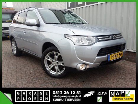 Mitsubishi Outlander - 7-Pers* 2.0 AUT 150pk Trekhaak Nav/Cam Xenon 7 Persoons - 1