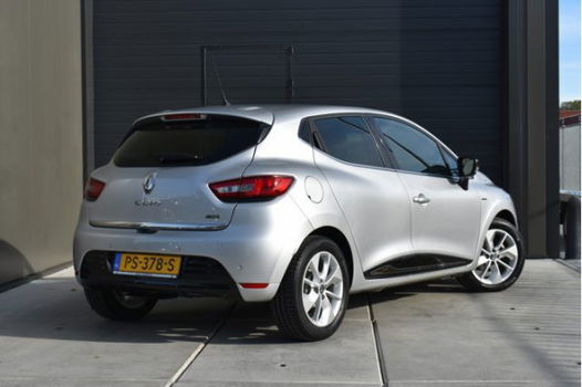 Renault Clio - 1.5 dCi 90 PK Ecoleader Limited | NAVI | PDC | LMV | CRUISE CONTROL | AIRCO | ORG.NL - 1