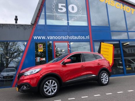 Renault Kadjar - 1.2TCe 130pk 6-bak Intens Navi Led Airco(ECC) 2x vanaf - 1