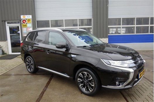 Mitsubishi Outlander - 2.0 PHEV Executive Edition €24.150, - incl BTW - 1