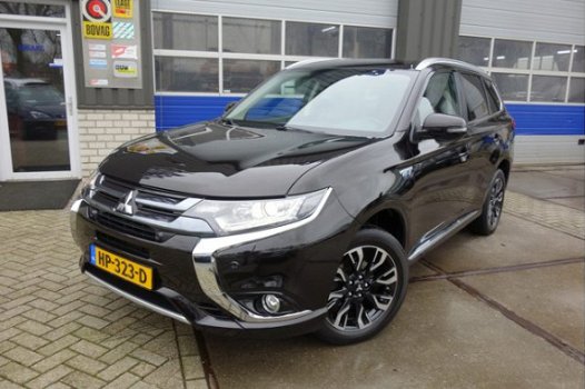 Mitsubishi Outlander - 2.0 PHEV Executive Edition €24.150, - incl BTW - 1