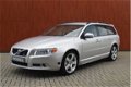 Volvo V70 - 2.5 FT R-Design-231PK-18 inch-Sportleer-Trekhaak - 1 - Thumbnail