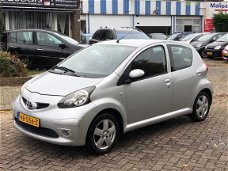 Toyota Aygo - 1.0-12V Airco 5-deurs Rijdt keurig NAP Dealer onderhouden